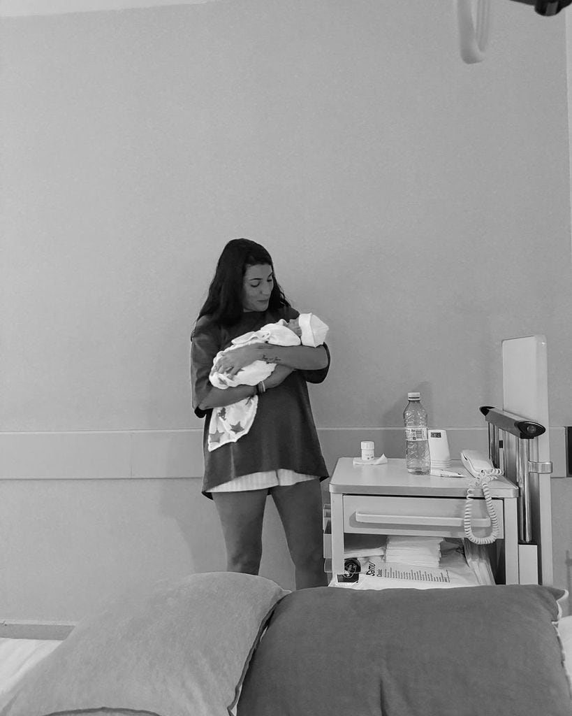  Dulceida y Alba Paúl presentan a su hija, Aria