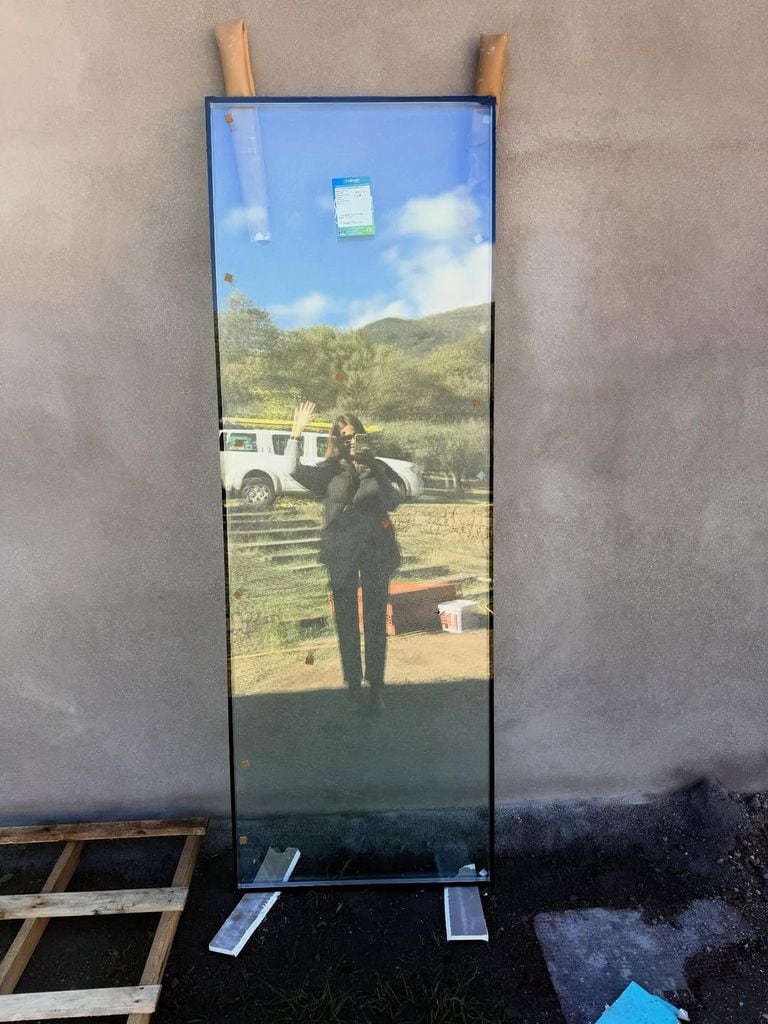 La presentadora de 'La Roca' en plena reforma de su nuevo hogar en la Sierra de Gredos