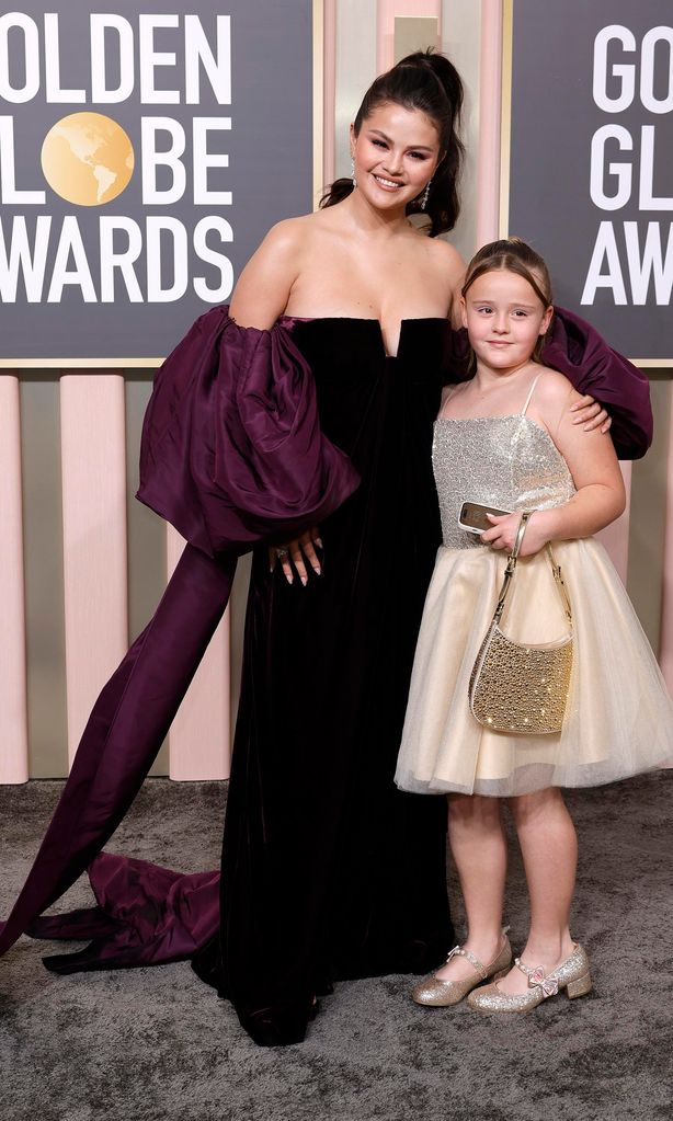 selena gomez y su hermanita