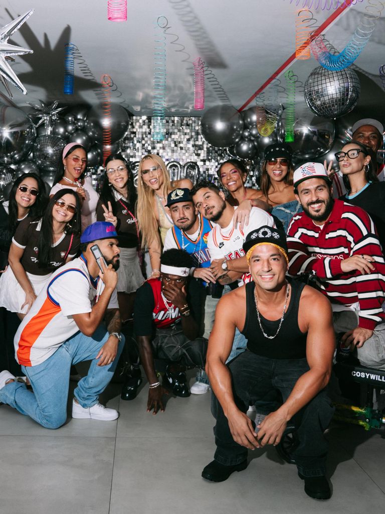 Foto de familia para inmortalizar el momento