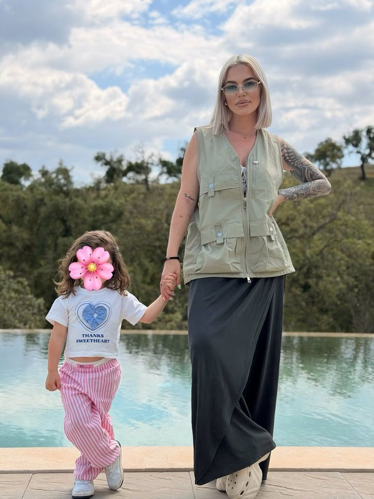 María Isabel con su hija Daliana
