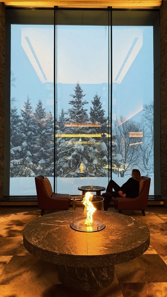 Michelle Salas disfrutó de la espectacular vista de Niseko.