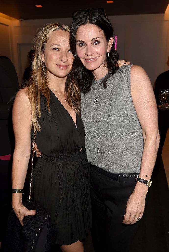 Imagen de archivo de Jennifer Meyer y Courtney Cox, grandes amigas