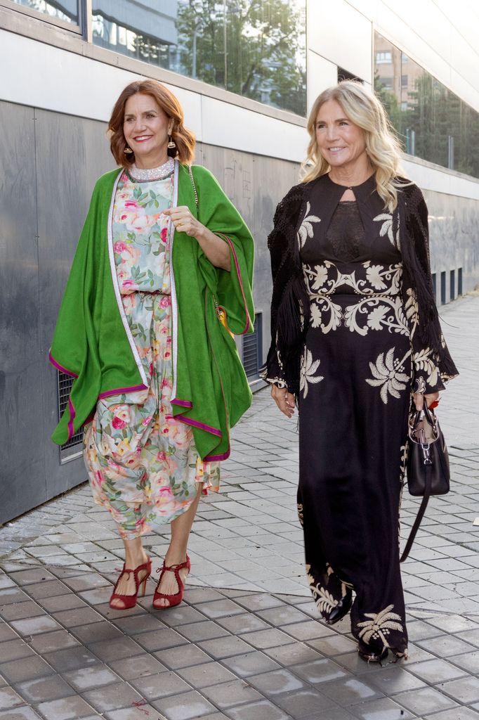 Samantha Vallejo-Nágera y Teresa de la Cierva.