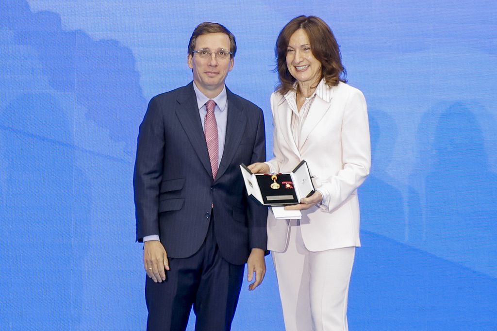 José Luis Martínez-Almeida con Paloma Sanchez Garnica