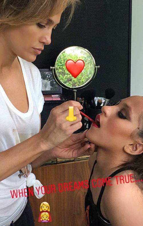 Jennifer López, la mejor maquilladora de su hija Emme