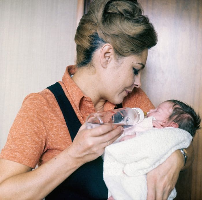 Laura Valenzuela con su hija Lara