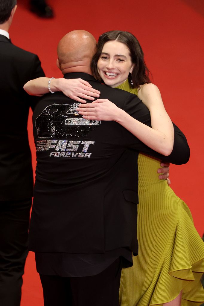 Vin Diesel y Meadow Walker se abrazaron efusivamente en la alfombra roja de "The Fast And The Furious" sen el Festival de Cine de Cannes.