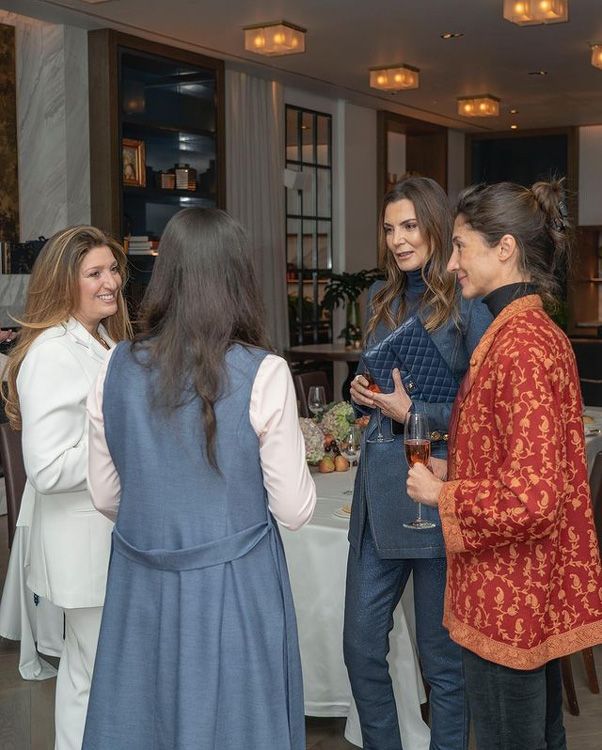 mar flores con Claudia Stilianopoulos