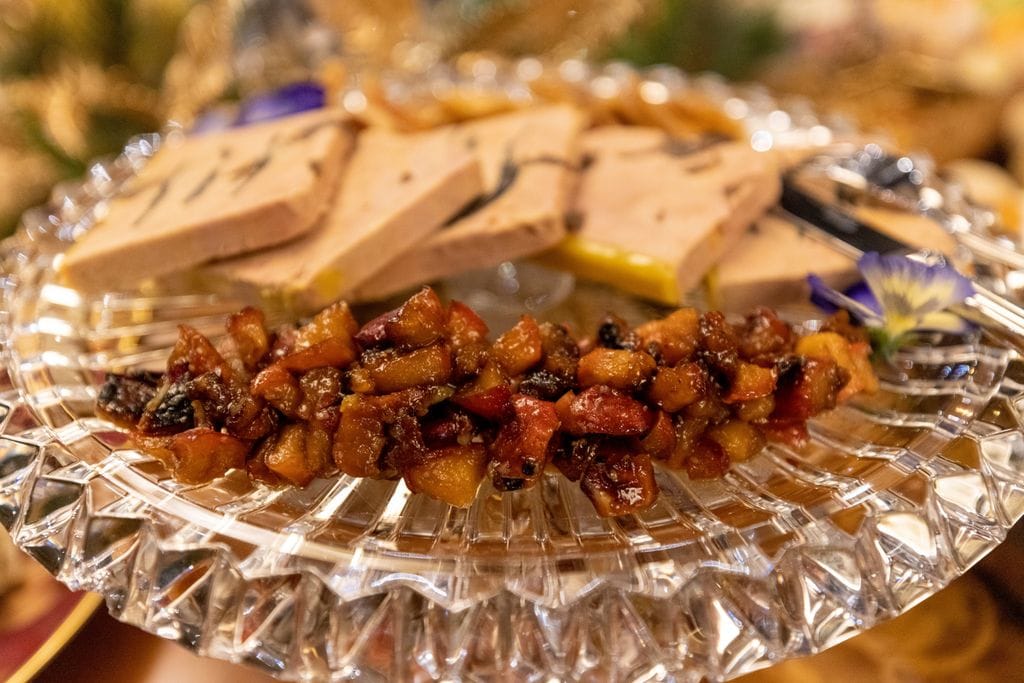 El foie va muy bien con frutas en distintas formas: frescas, en confitura, mermeladas o compotas.