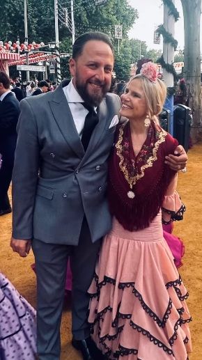 Eugenia Martínez de Irujo con un amigo