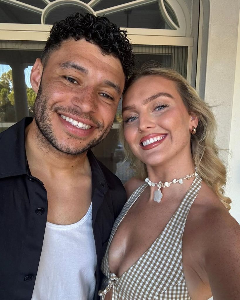 La cantante Perrie Edwards y el futbolista Alex Oxlade-Chamberlain se han casado este sábado en Portugal