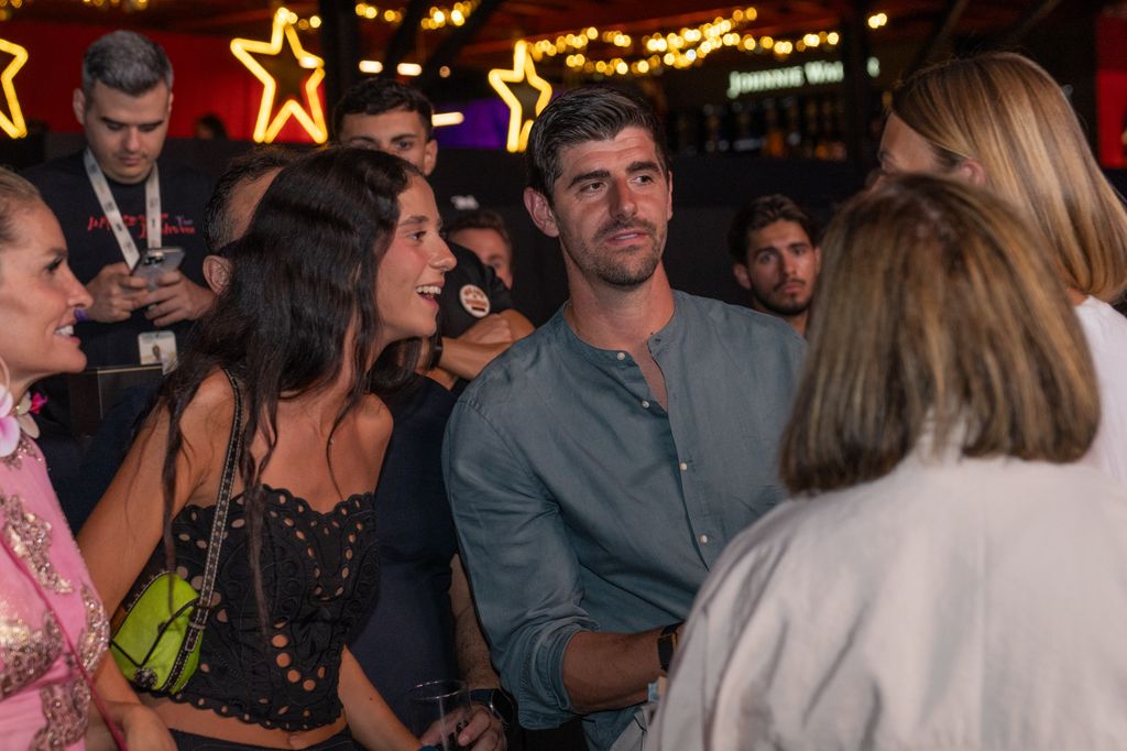 Victoria Federica y Thibaut Courtois en el concierto de Mora en Marbella