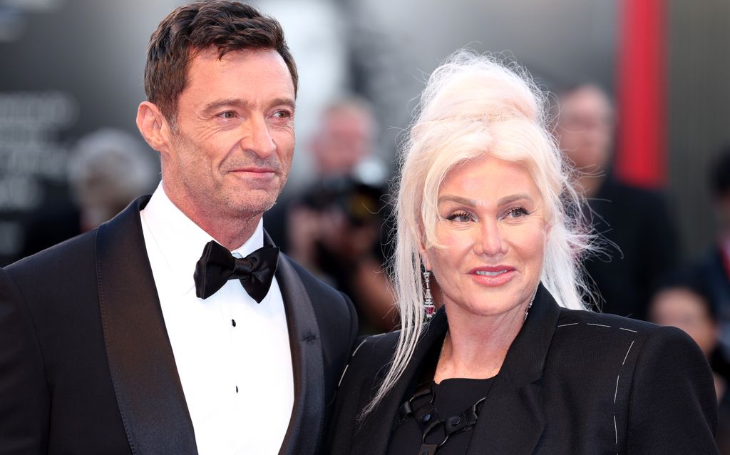 Hugh Jackman y  Deborra-Lee Furness