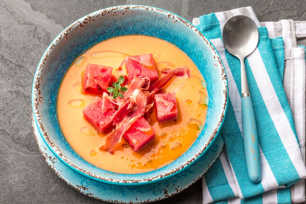 El salmorejo admite diferentes alternativas con otros vegetales, verduras y frutas, como la sandía.