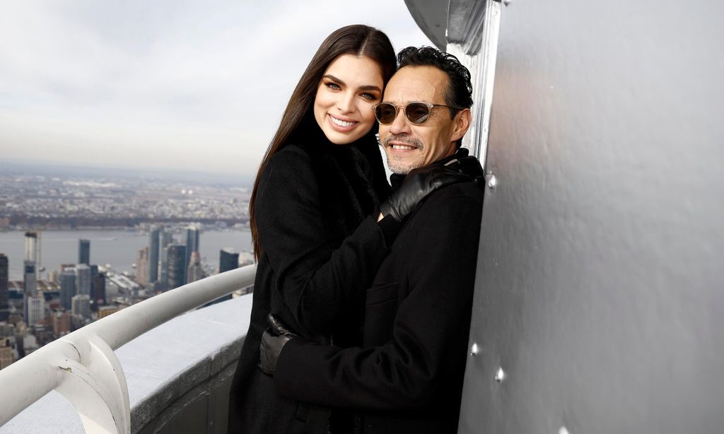 Marc Anthony Visits the Empire State Building
