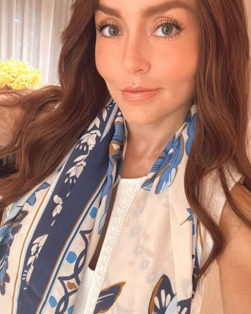 Para dar vida a Doménica Montero se tiñó el cabello.