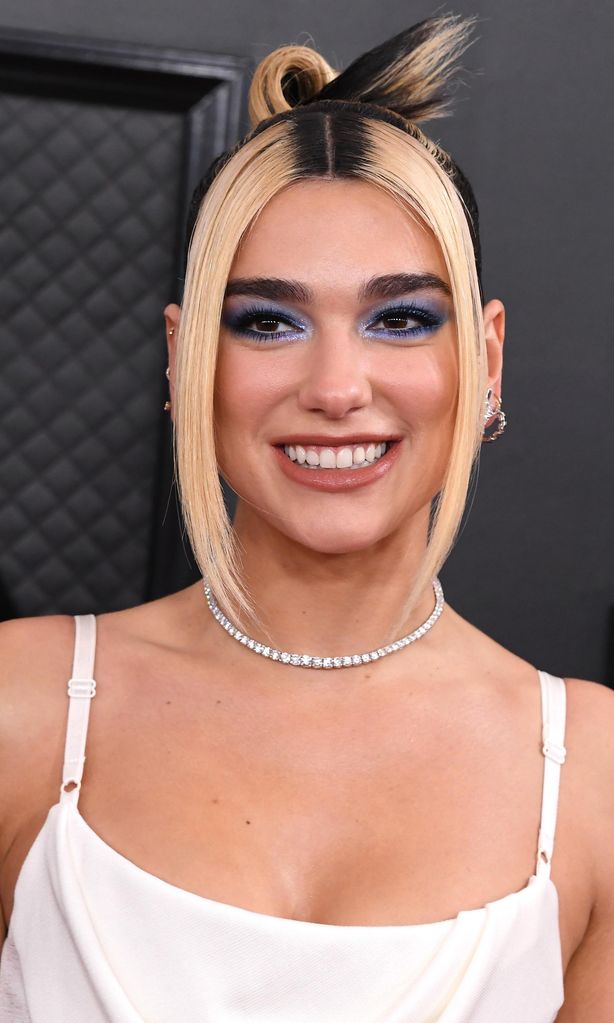 dua lipa luce un peinado inspirado en los 90
