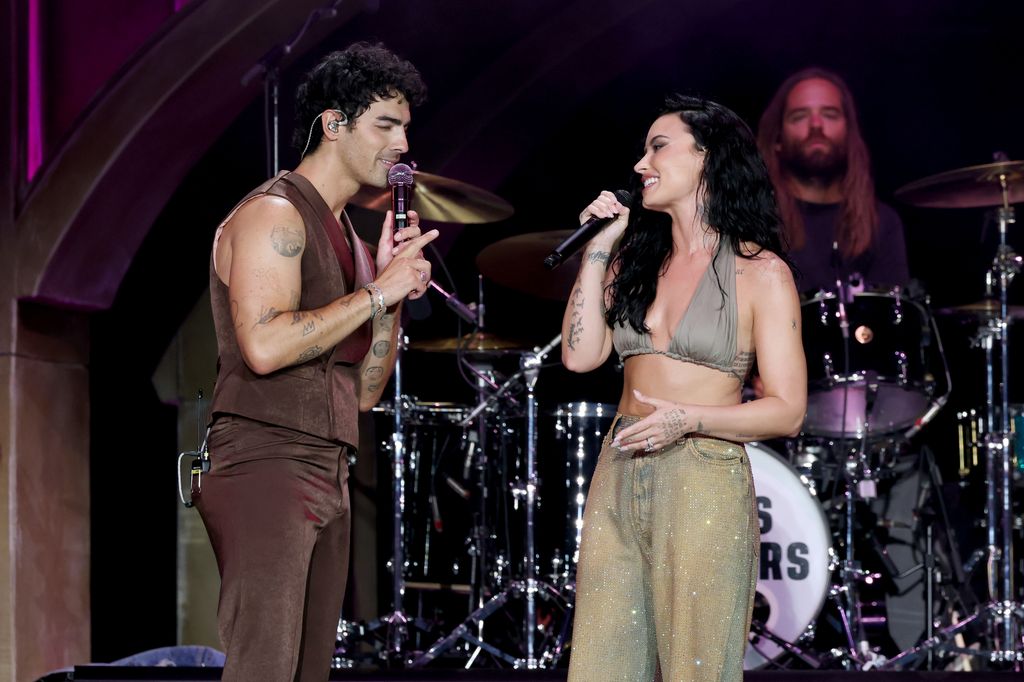 Demi Lovato y Joe Jonas compartieron el escenario por primera vez en casi 10 años
