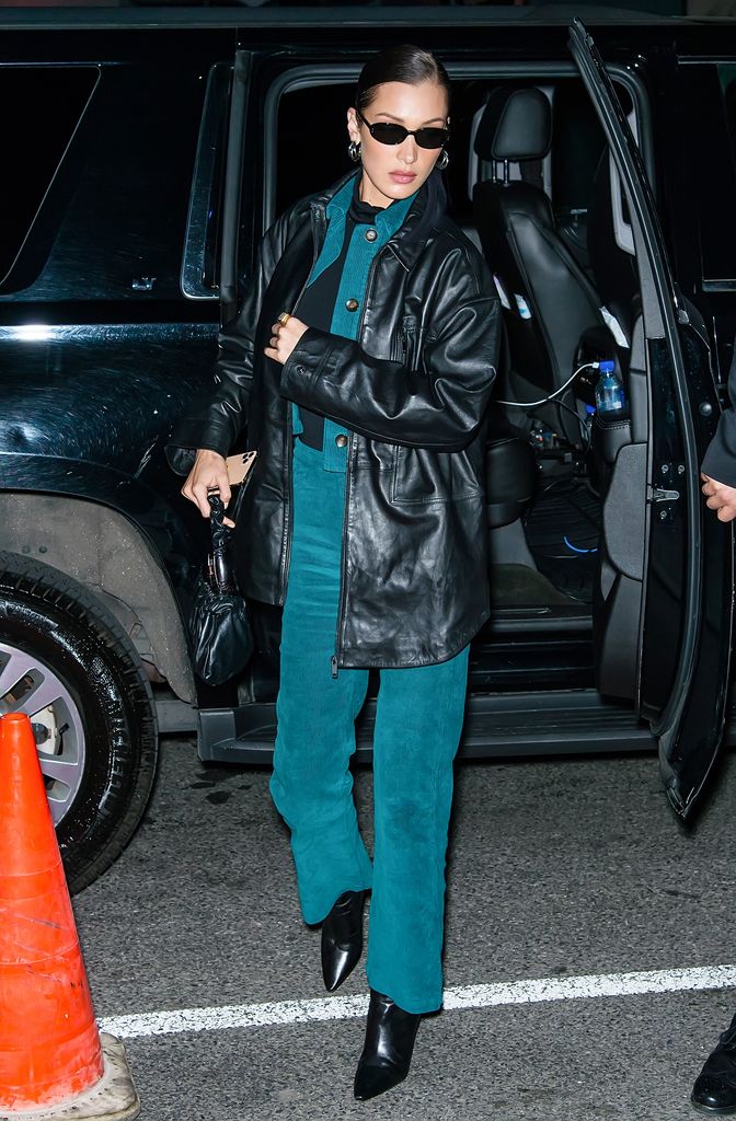 Bella Hadid a su salida de la fiesta de lanzamiento de La Detresse L.A. Stress, celebrada en Gospel NYC, en Nueva York, el 8 de febrero de 2020.