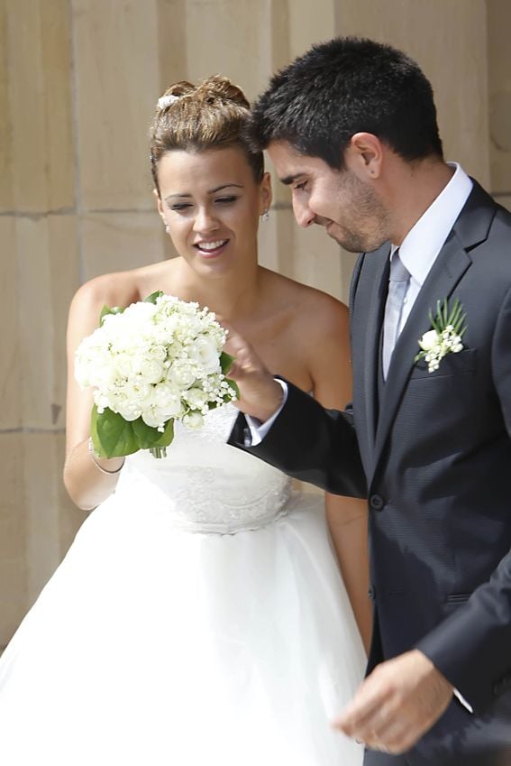Si en lo profesional las cosas no le pueden ir mejor, en el terreno personal Álex Ubago puede presumir de estar viviendo un momento muy especial. El cantante ha formado una bonita familia con su mujer, María Alcorta. La pareja se casó el 10 de septiembre de 2011 en una íntima ceremonia celebrada en el Ayuntamiento de San Sebastián
