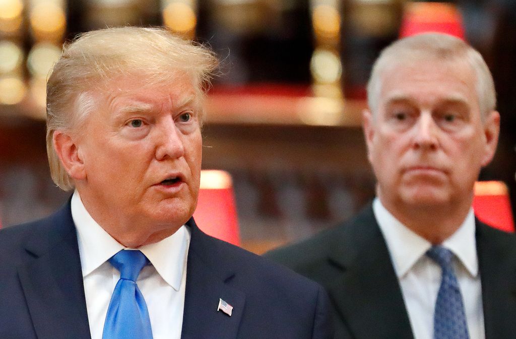 En junio de 2019, cuando tuvo lugar la primera visita de Estado de Donald Trump al Reino Unido, el príncipe Andrés -que cinco meses después sería retirado tras su desastrosa entrevista sobre su amistad con Epstein- tuvo un papel destacado como anfitrión de un presidente al que conocía desde sus años como empresario