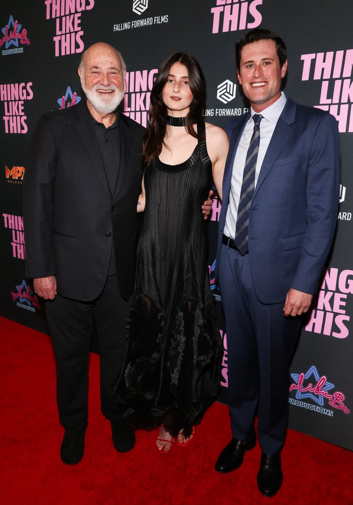 Rob Reiner con sus hijos Romy y Jake Reiner en la premier de "Things Like This", en mayo pasado.