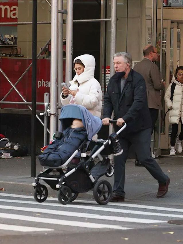 Alec Baldwin se refugia en su familia tras el incidente de 'Rust'