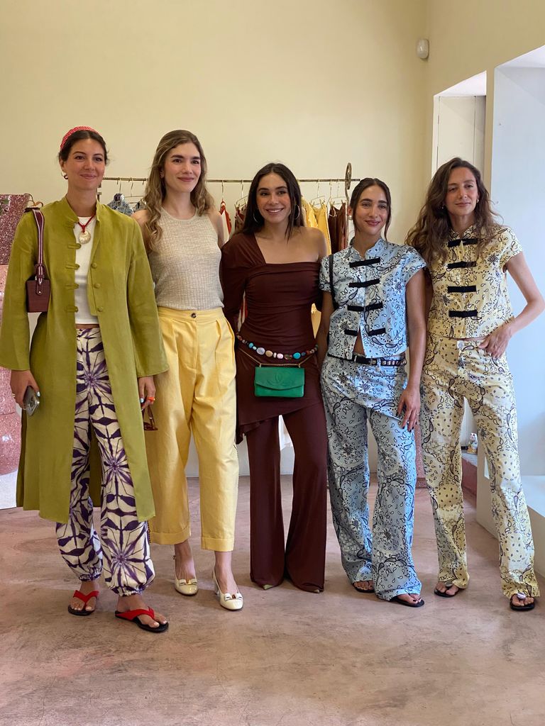 Adriana de Vicente, Luisa Cardenas, Rosa Sánchez , Dayna Cardoze y Ximena Martinez en Aurelia Concept Store, lugar donde se presentó la colección Sophie + Lucie en Ciudad de México 