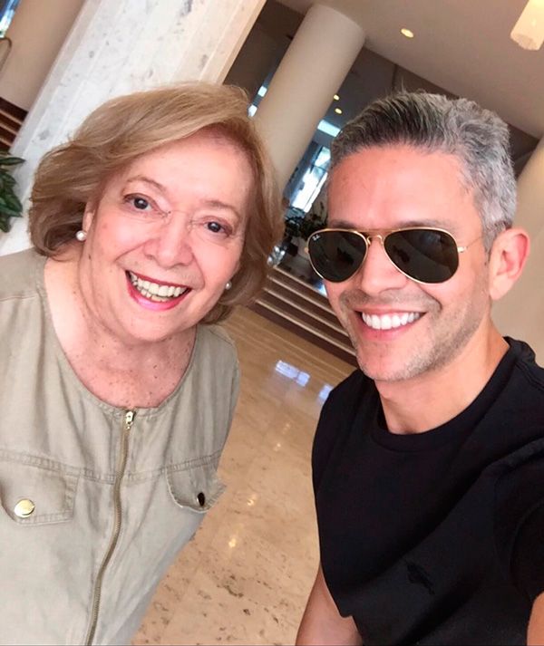 Rodner Figueroa y su mamá