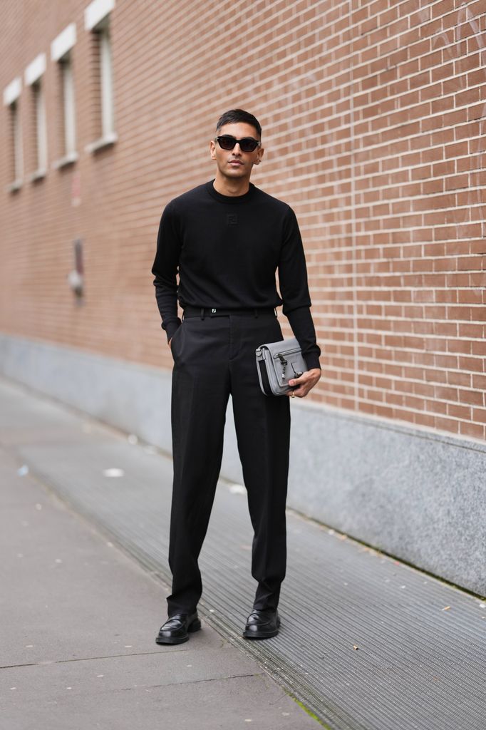 El negro siempre será un acierto para lucir elegante y sofisticado.