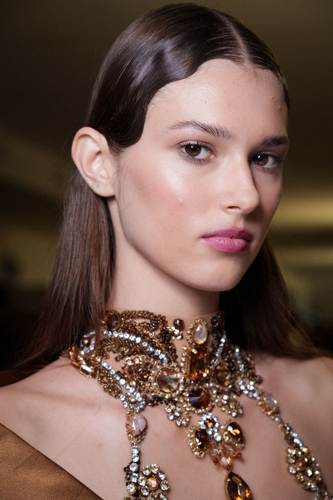 Modelo en el desfile de Zuhair Murad