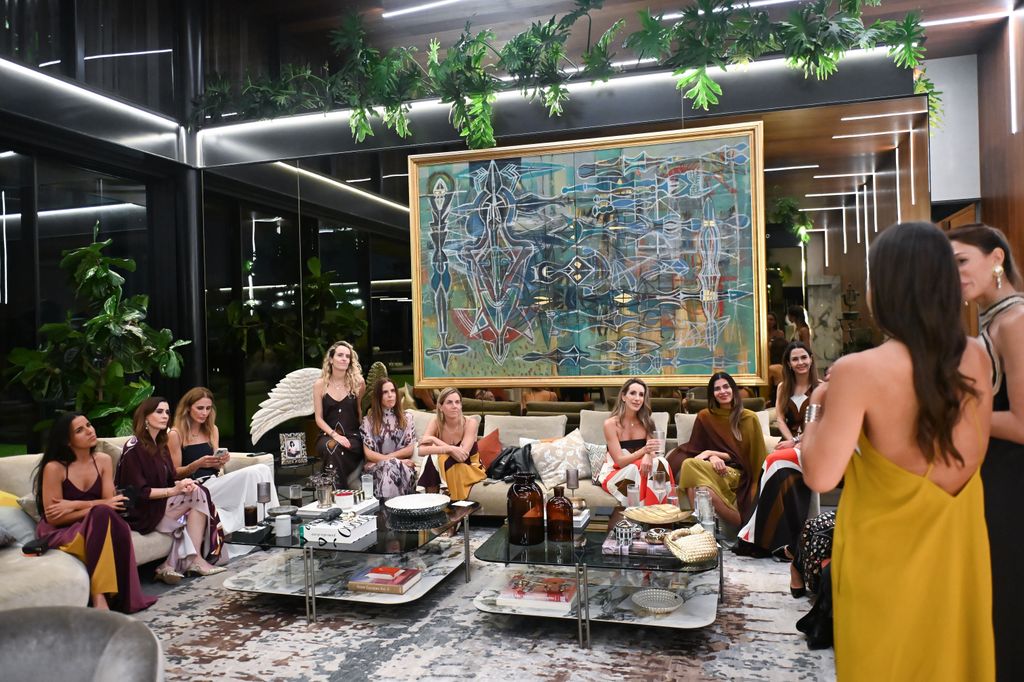 Las invitadas fueron recibidas por las anfitrionas Ana Casasnovas y Fernanda Polin