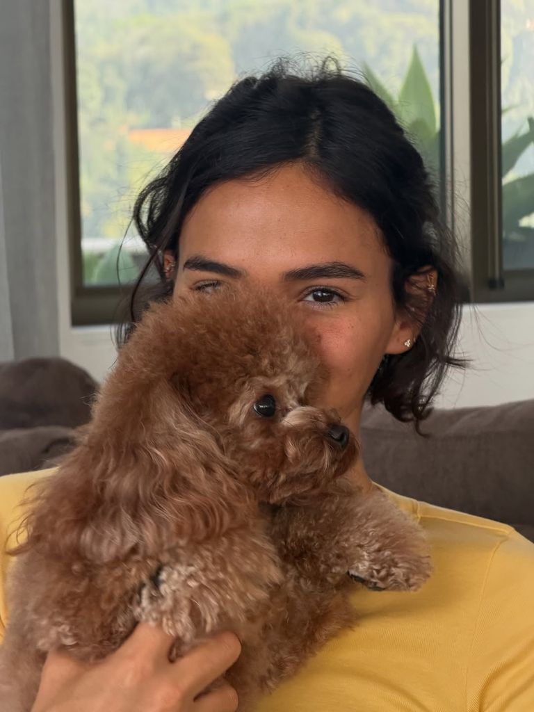 Shawn Mendes compartió esta linda foto de Bruna Marquezine al felicitarla por su cumpleaños.
