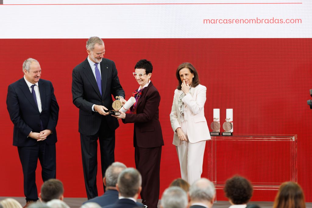 Carme Ruscalleda recibe la credencial de Embajadora Marca España de manos del rey Felipe VI
