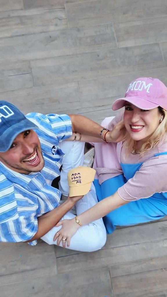 Así anunció la pareja el embarazo de Stephie