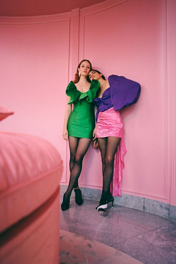 Vestidos de invitada en verde y morado
