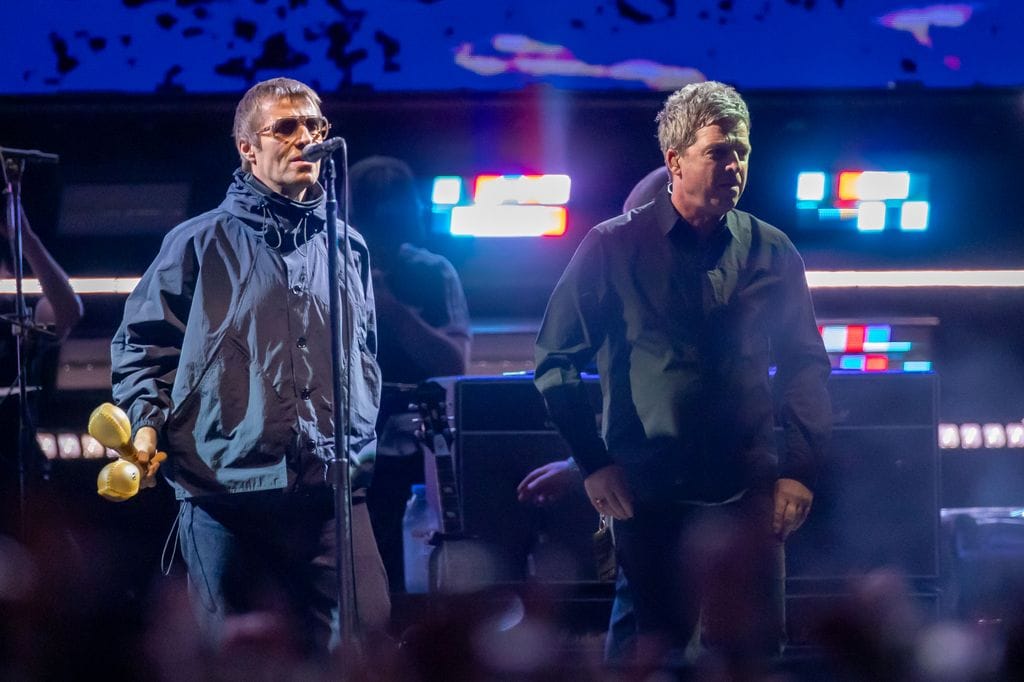 Liam y Noel Gallagher se reencuentran tras varios años de haberse separado
