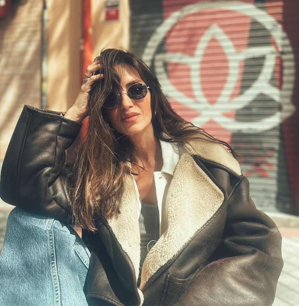 Sara Carbonero con cazadora de Zara