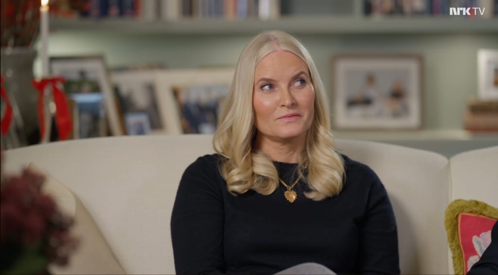 Haakon y Mette-Marit de Noruega en la tradicional entrevista de balance de año que conceden en la cadena pública noruega NRK