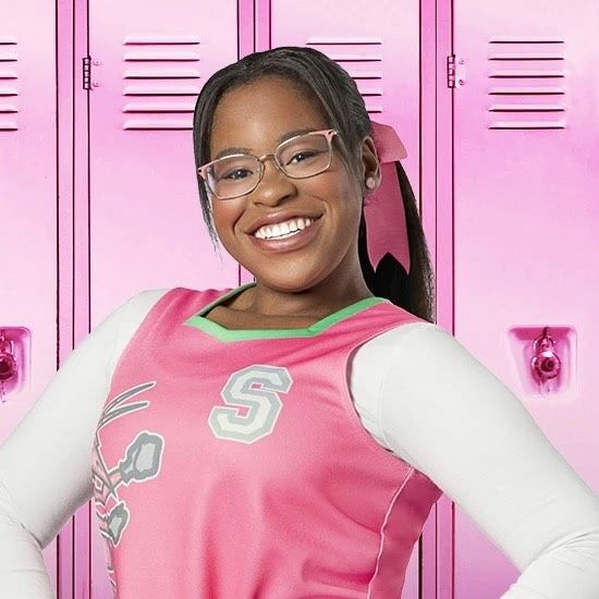 Carla Jeffery ha fallecido a los 33 años por causas que, por el momento, no se han hecho públicas. La actriz era especialmente conocida por su papel de Bree en la franquicia Zombies de Disney Channel