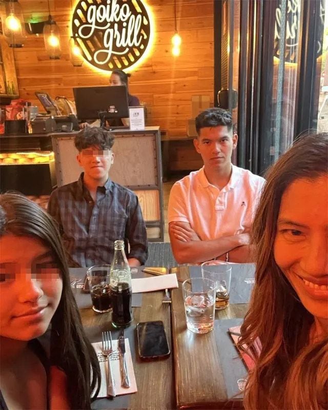 La ex de Frank Cuesta con tres de sus cuatro hijos