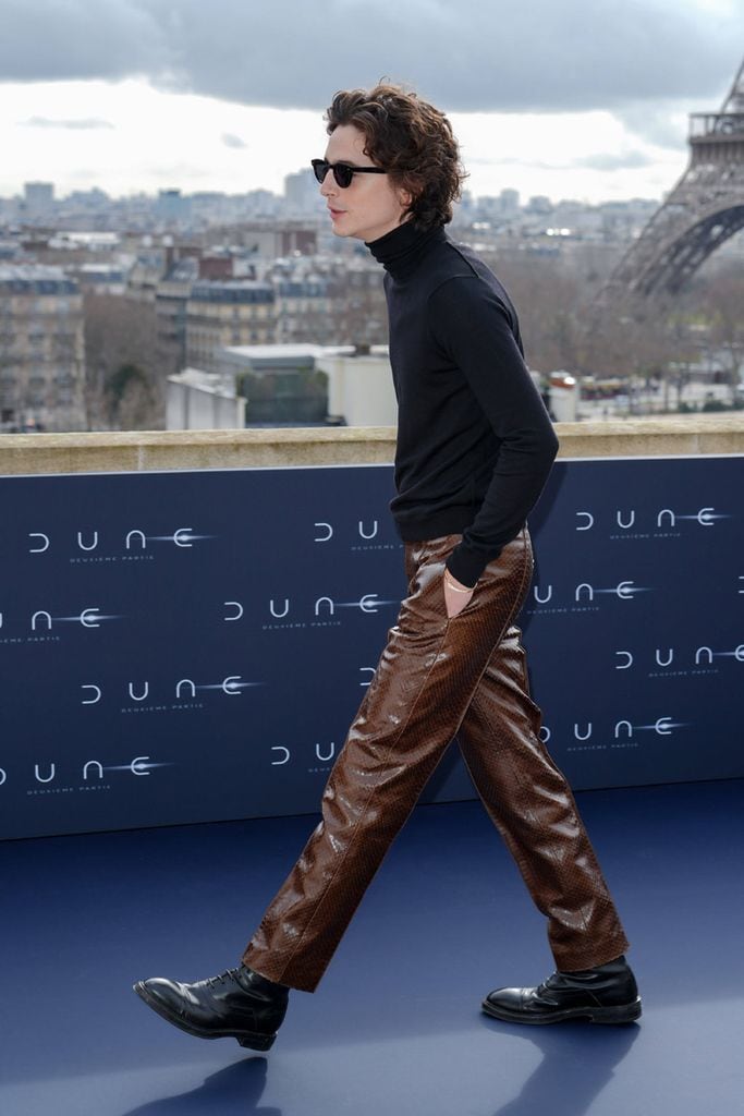 Zendaya impacta con su cinturón espiral 3D en el estreno de Dune 2 