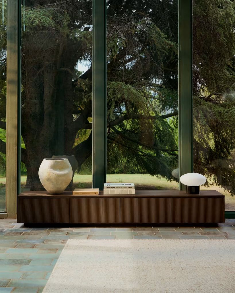 Mueble de madera moderno