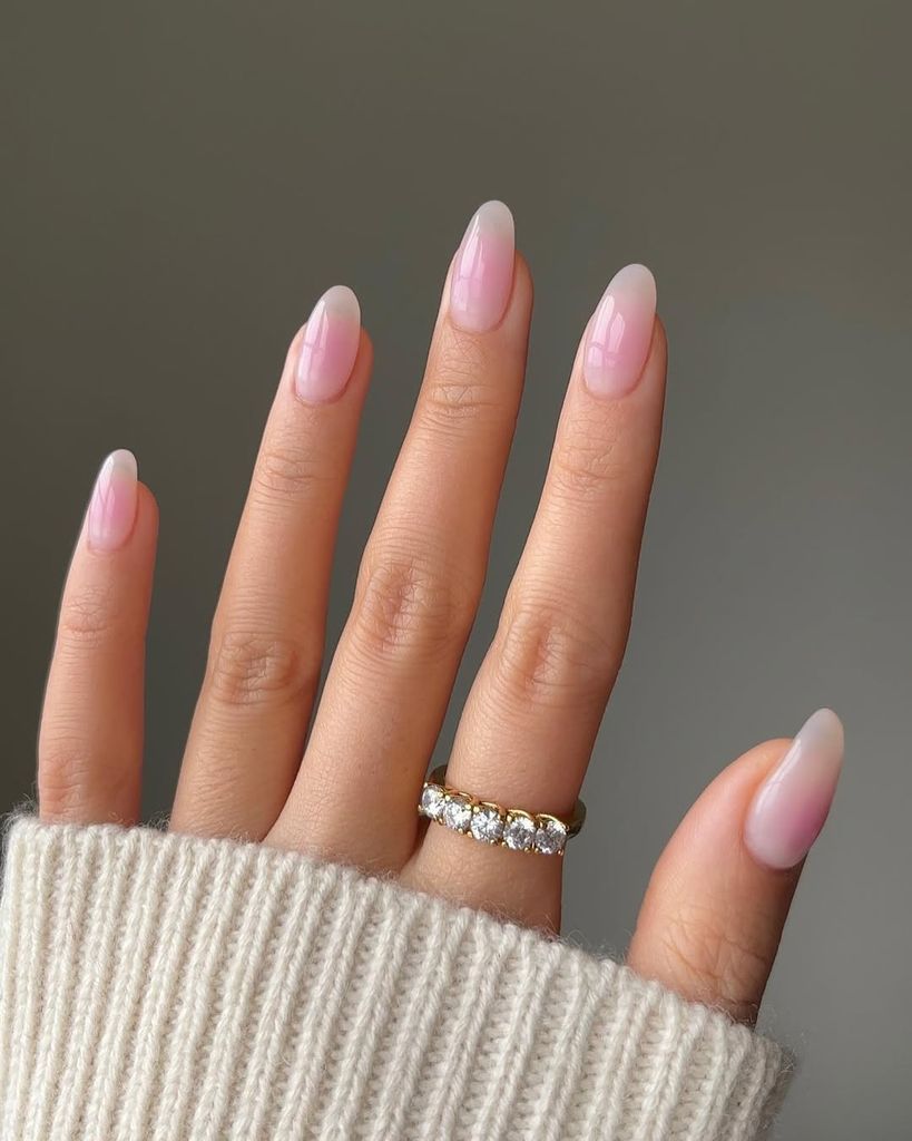 Manicura blush 