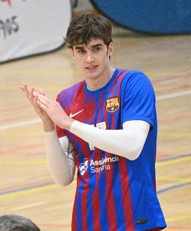 Pablo Urdangarin en un partido de balonmano