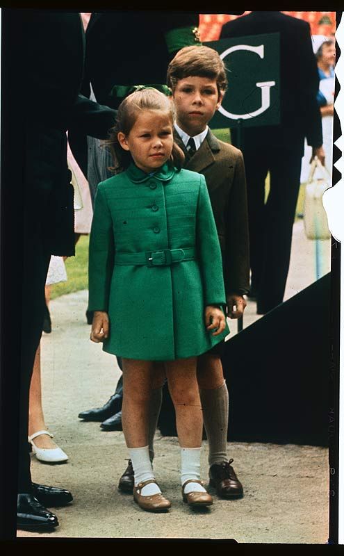 Entre lo 'real' y lo bohemio, así son Lord Snowdon y Lady Sarah Chatto, los hijos de la princesa Margarita