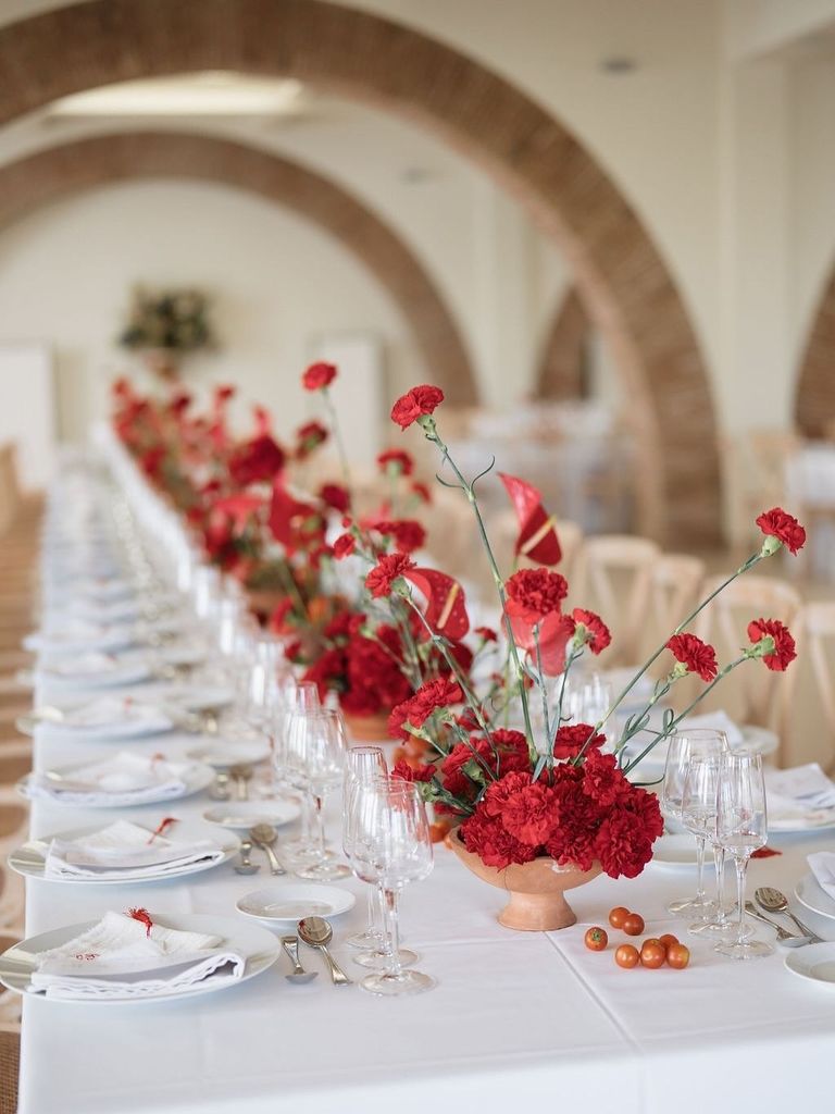 Decoración de bodas con claveles mesas