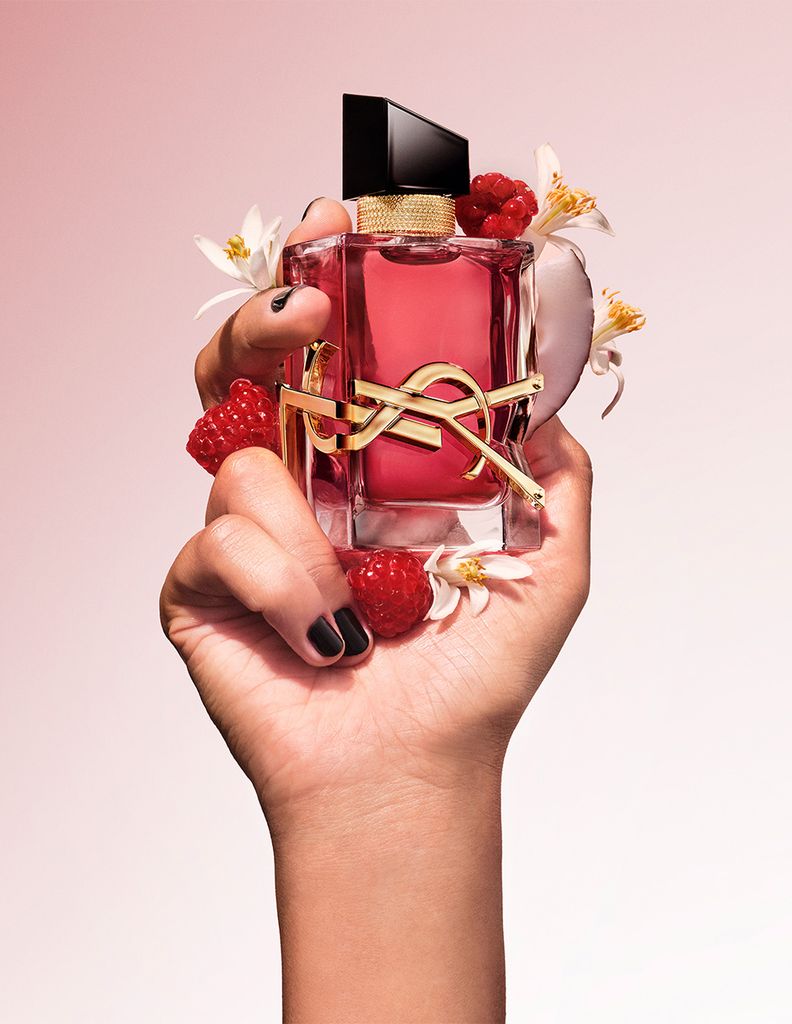 Libre Berry Crush es la nueva frangancia de YSL con suaves notas de frambuesa. 