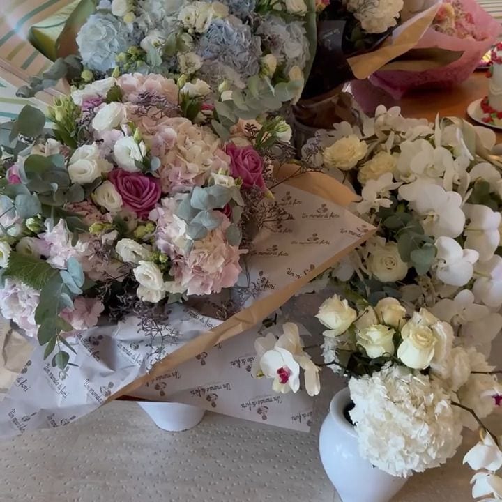 Sofía Vergara recibió varios arreglos de flores en su día